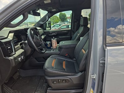 2025 GMC Sierra 2500HD AT4