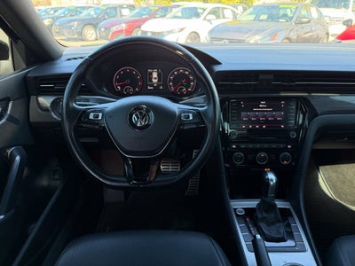 2021 Volkswagen Passat 2.0T R-Line R-Line w/ Sunroof