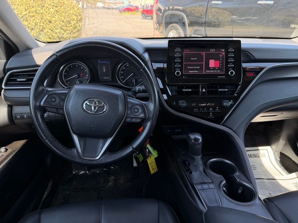 2022 Toyota Camry SE