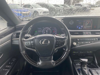 2021 Lexus ES 300h