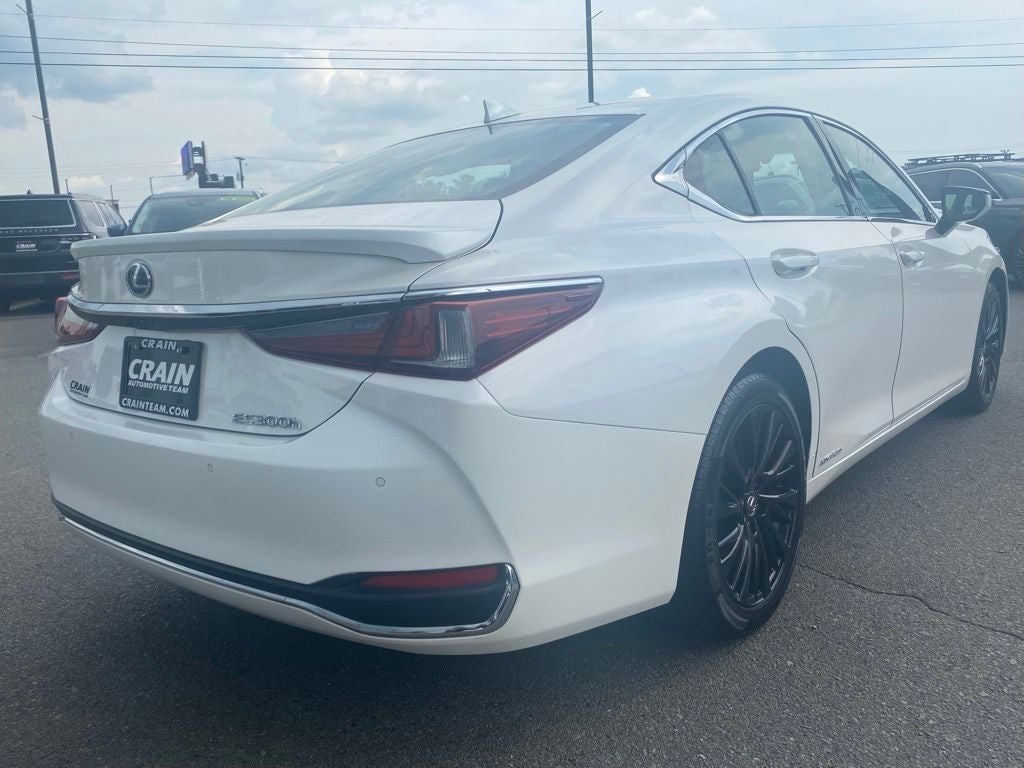 2021 Lexus ES 300h