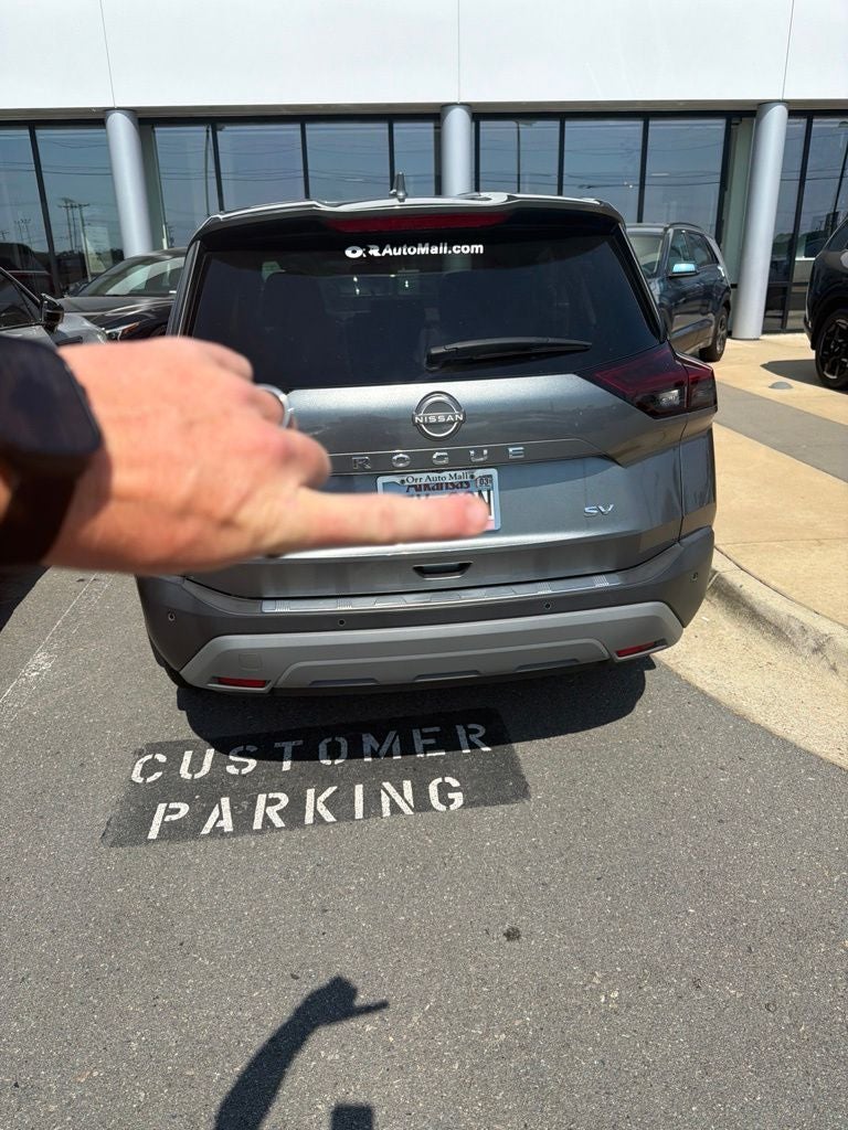 2023 Nissan Rogue SV *Clean Carfax, One-Owner