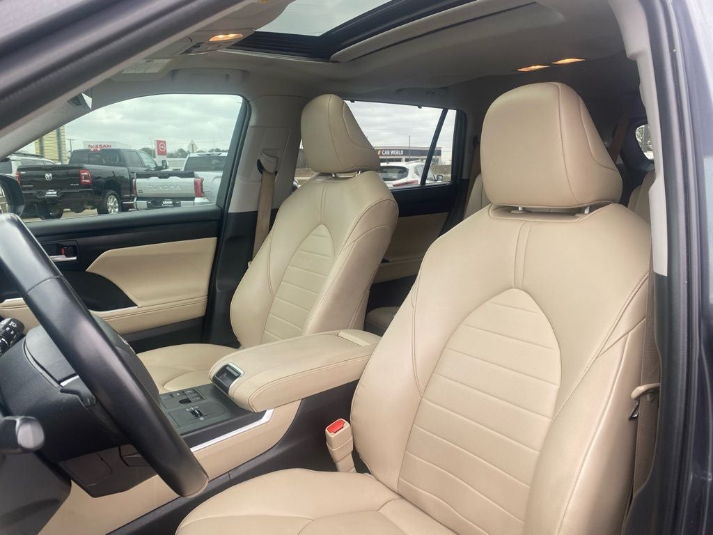 2023 Toyota Highlander XLE