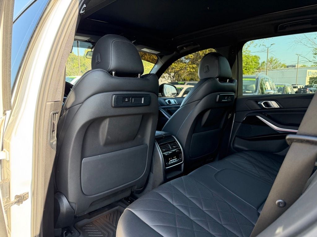 2023 BMW X5 xDrive45e *Heated Armrest, Front/Rear Seats