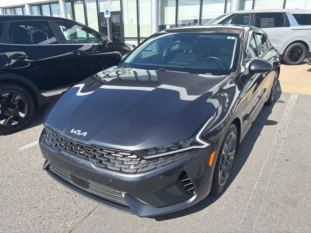 2022 Kia K5 EX