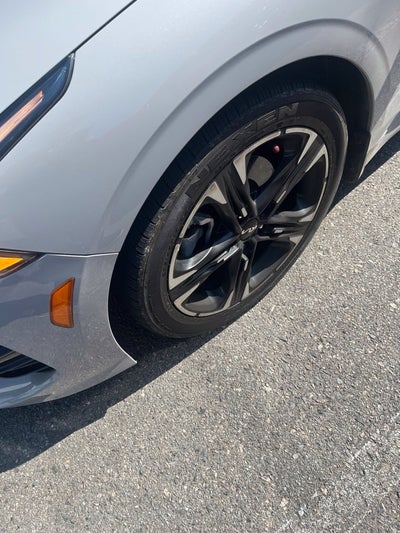 2022 Kia K5 GT-Line *Red Interior Pkg/ Premium Pkg/ Pano Roof