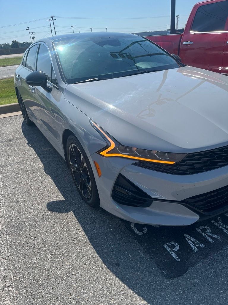 2022 Kia K5 GT-Line *Red Interior Pkg/ Premium Pkg/ Pano Roof