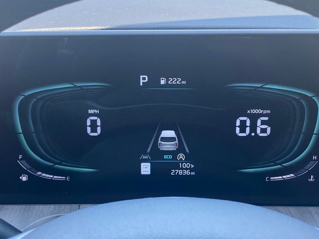 2024 Kia Telluride EX Captains Chairs-Tow Package