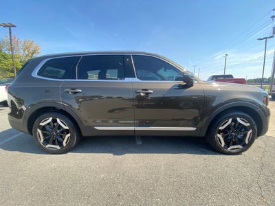 2024 Kia Telluride EX Captains Chairs-Tow Package
