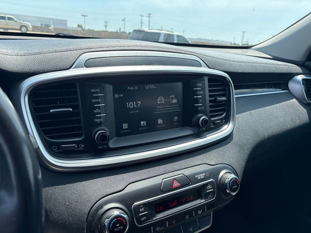 2020 Kia Sorento LX