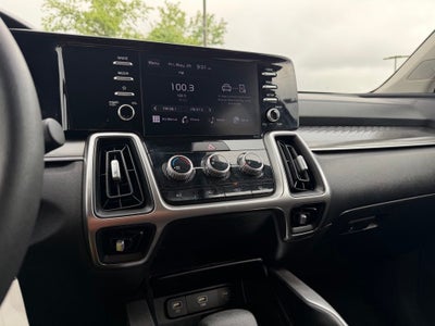 2022 Kia Sorento LX