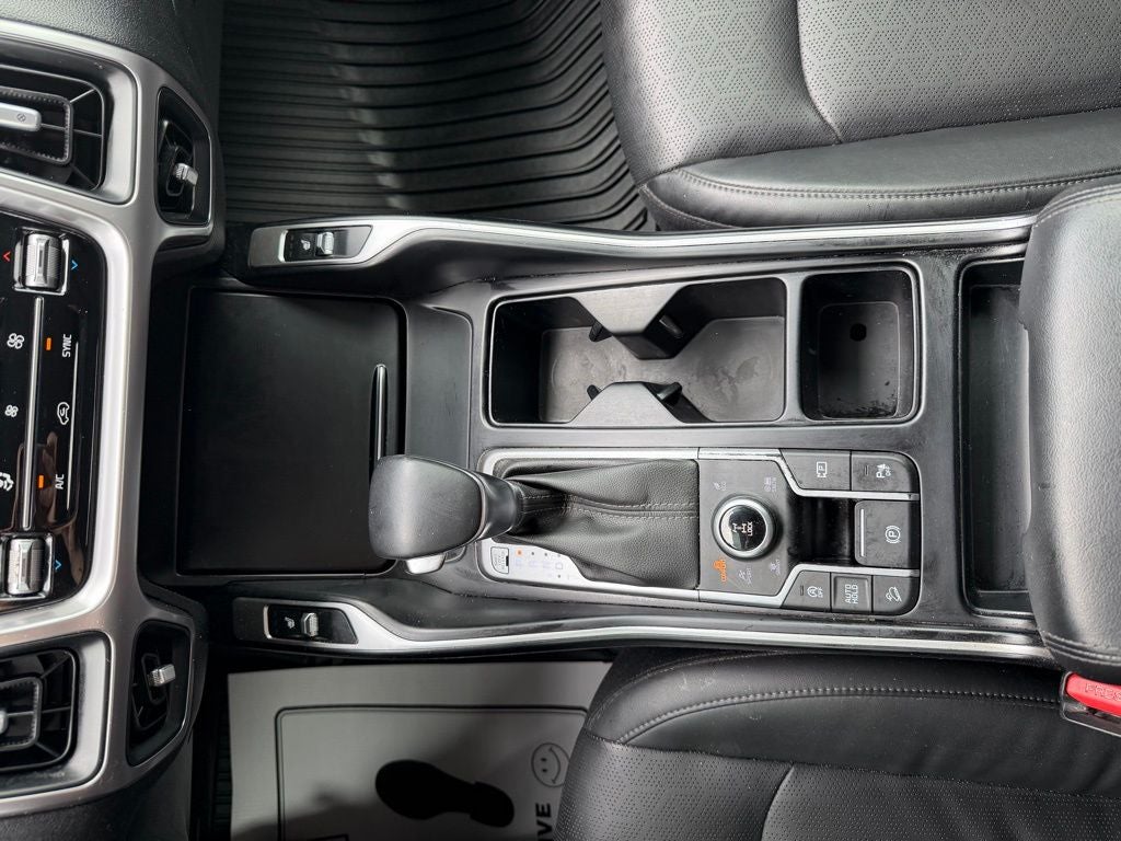 2022 Kia Sorento X-Line EX