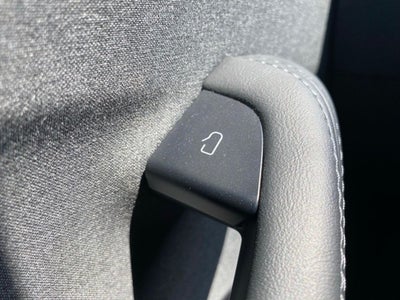 2026 Tesla Model Y Premium