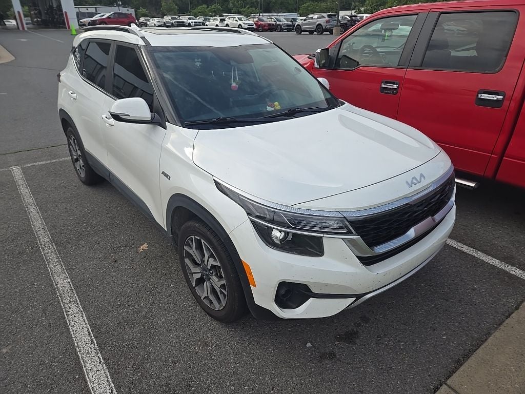 2023 Kia Seltos EX