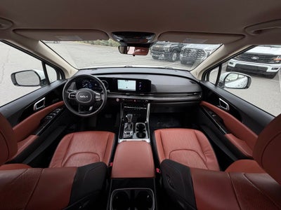 2024 Kia Carnival SX