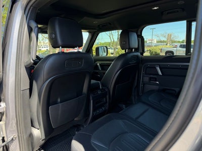 2022 Land Rover Defender 110 X-Dynamic SE