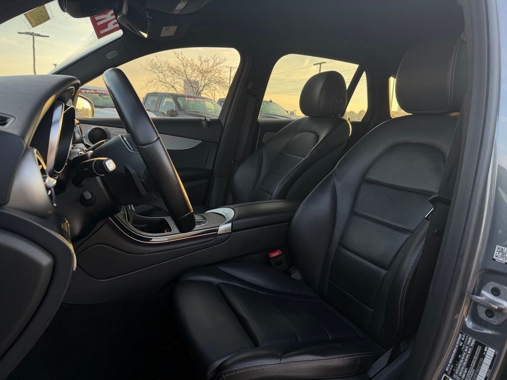 2022 Mercedes-Benz GLC GLC 300