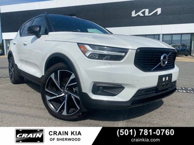 2021 Volvo XC40 R-Design