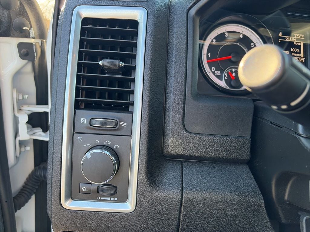 2021 RAM 1500 Classic Warlock 5.7 HEMI WARLOCK