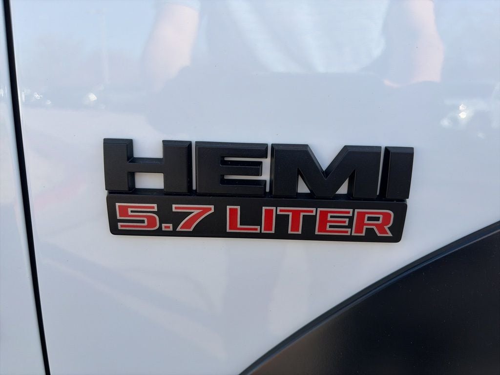 2021 RAM 1500 Classic Warlock 5.7 HEMI WARLOCK