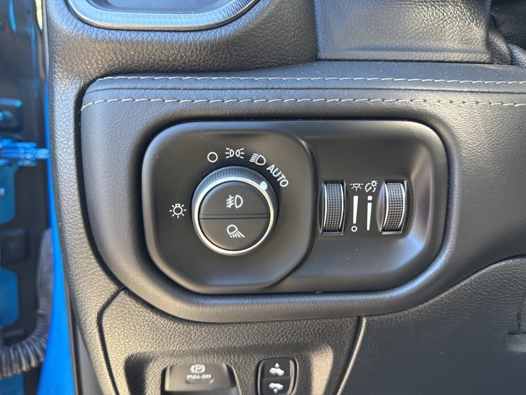 2021 RAM 1500 TRX Clean Car Fax Supercharged 6.2l V8