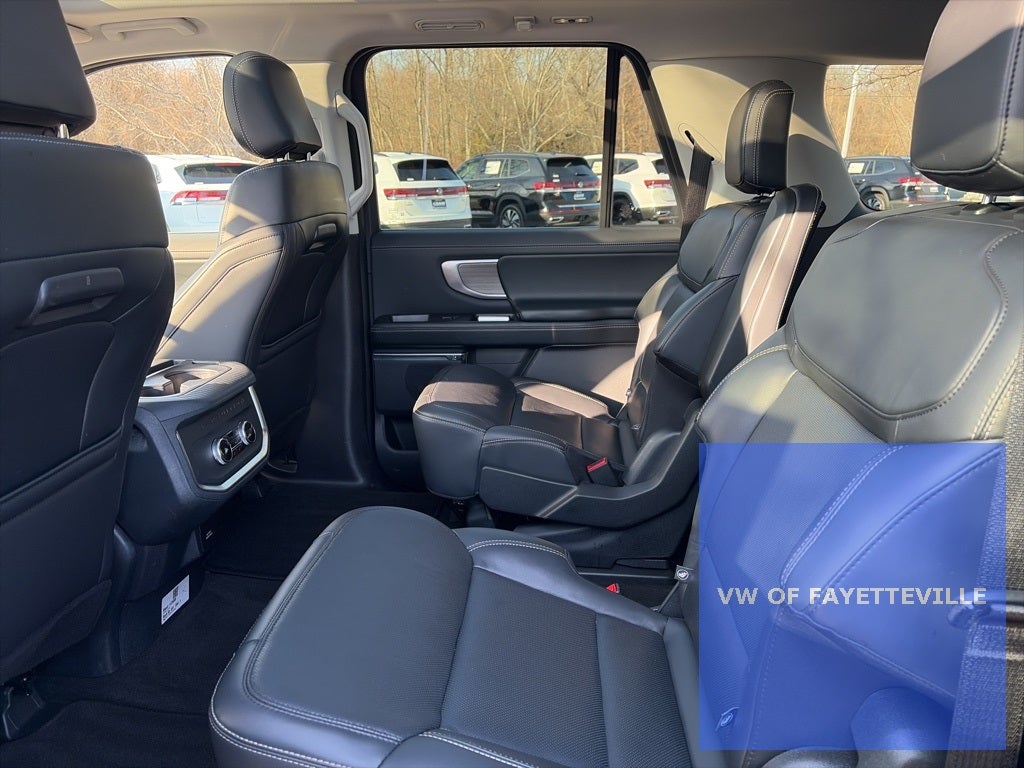 2025 Ford Expedition Max Platinum CLEAN 1-OWNER CARFAX