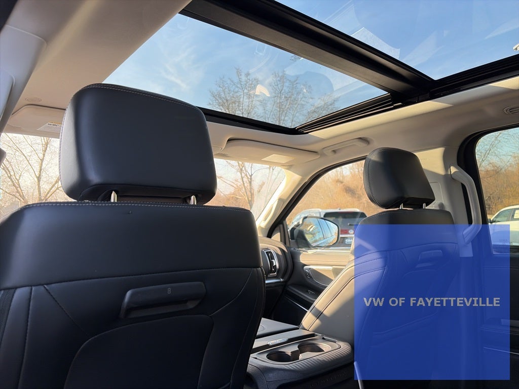 2025 Ford Expedition Max Platinum CLEAN 1-OWNER CARFAX