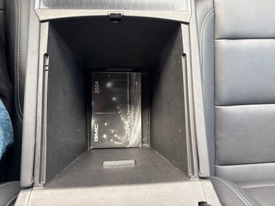 2024 GMC Acadia Elevation CLEAN 1 OWNER CARFAX