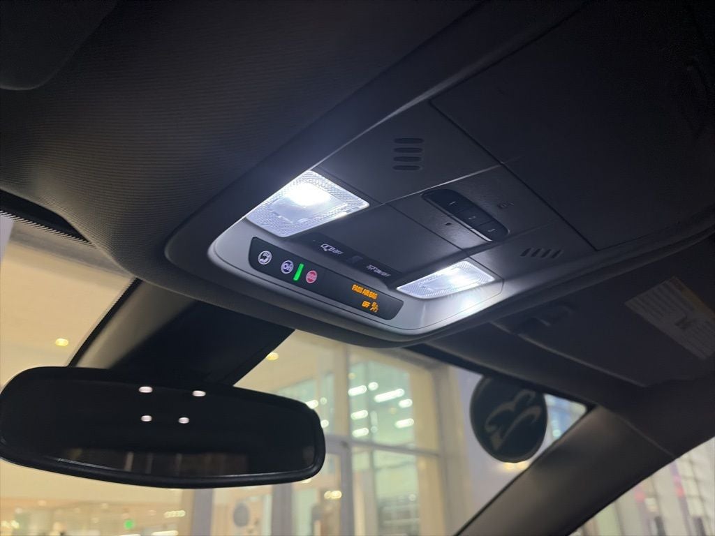 2023 GMC Acadia SLT CLEAN CARFAX