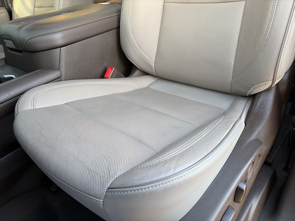 2021 GMC Yukon SLT LUXURY PLUS PACKAGE 2ND ROW BUCKETS