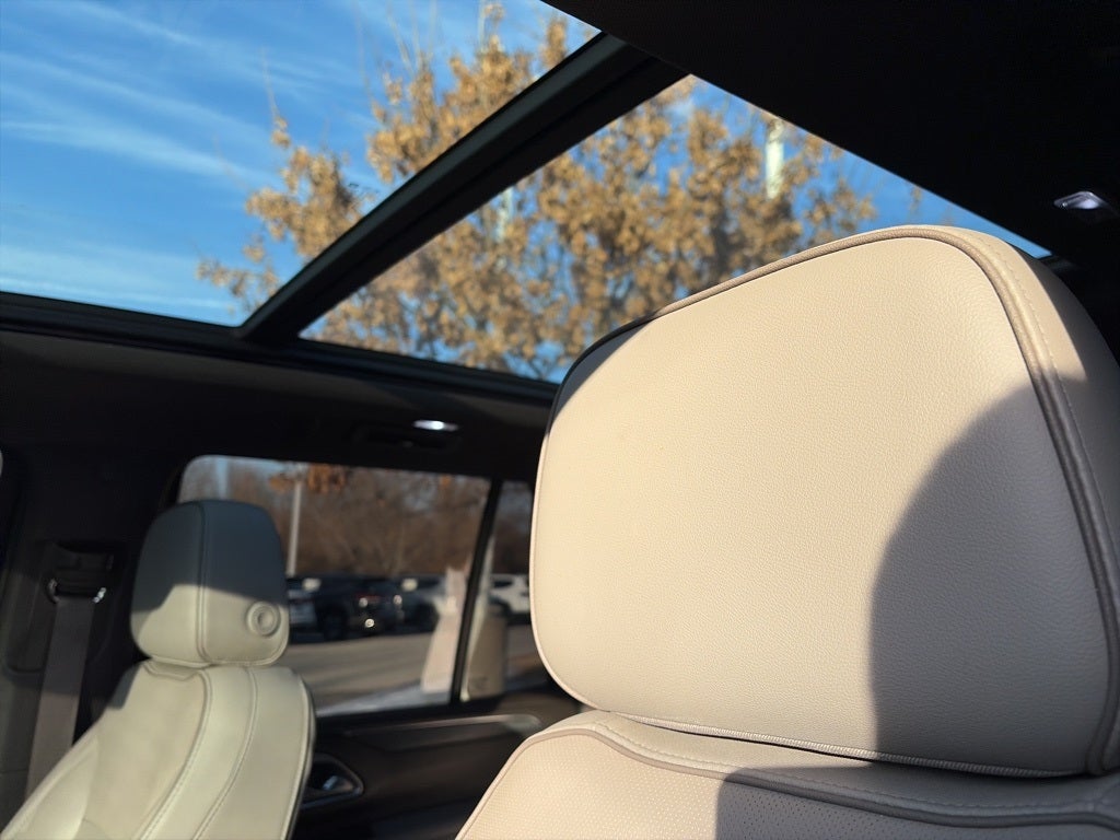 2021 GMC Yukon SLT LUXURY PLUS PACKAGE 2ND ROW BUCKETS