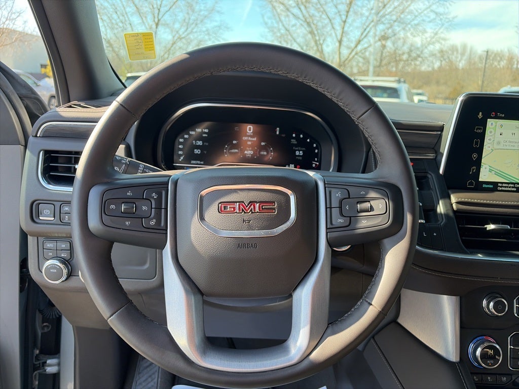 2024 GMC Yukon SLT 2ND ROW BENCH! LUXURY PACKAGE 1 OWNER CLEAN CARFAX