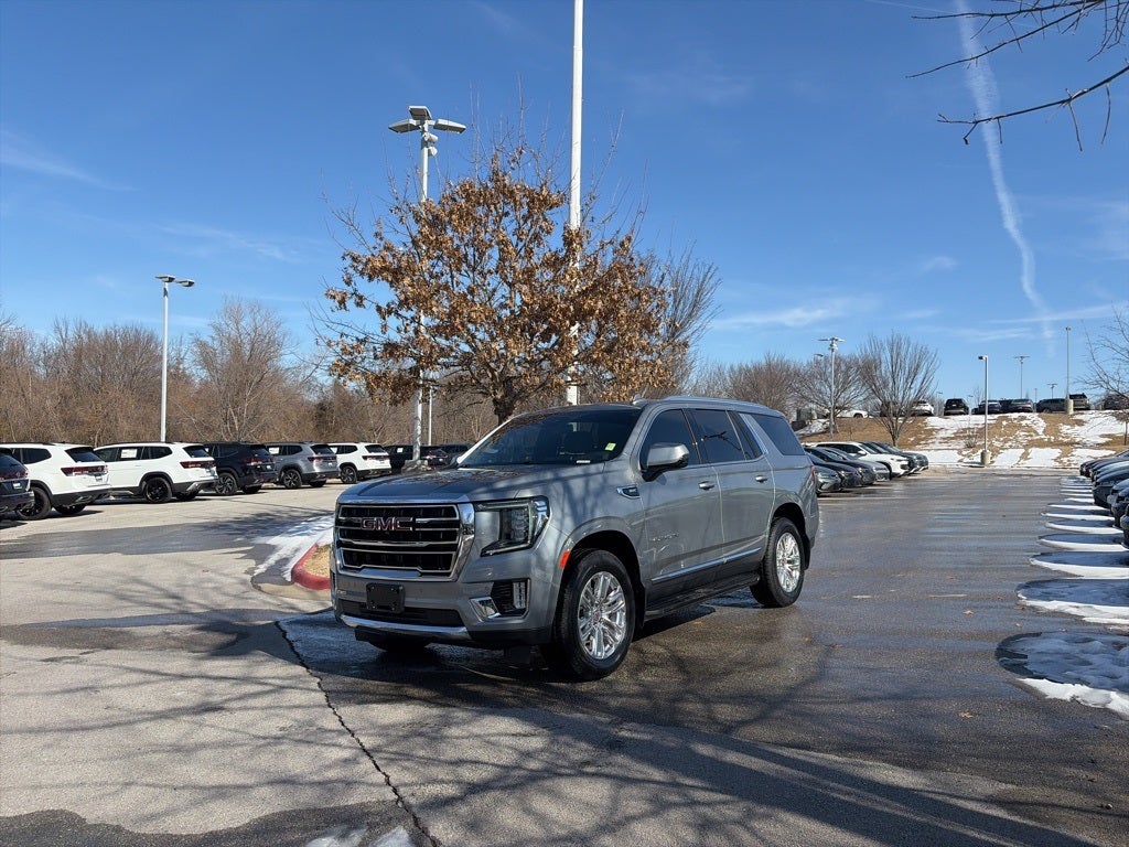 2024 GMC Yukon SLT 2ND ROW BENCH! LUXURY PACKAGE 1 OWNER CLEAN CARFAX