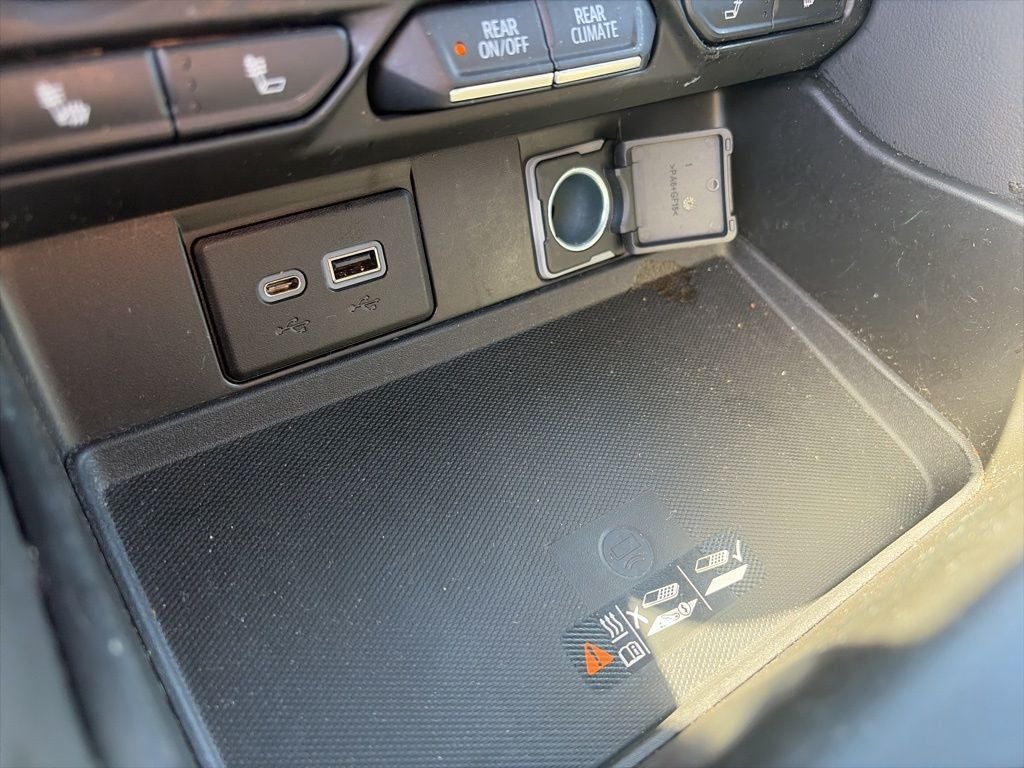 2022 Chevrolet Suburban Z71 1 OWNER