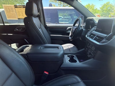 2023 Chevrolet Tahoe High Country PANORAMIC ROOF AND 1OWNER CLEAN CARFAX