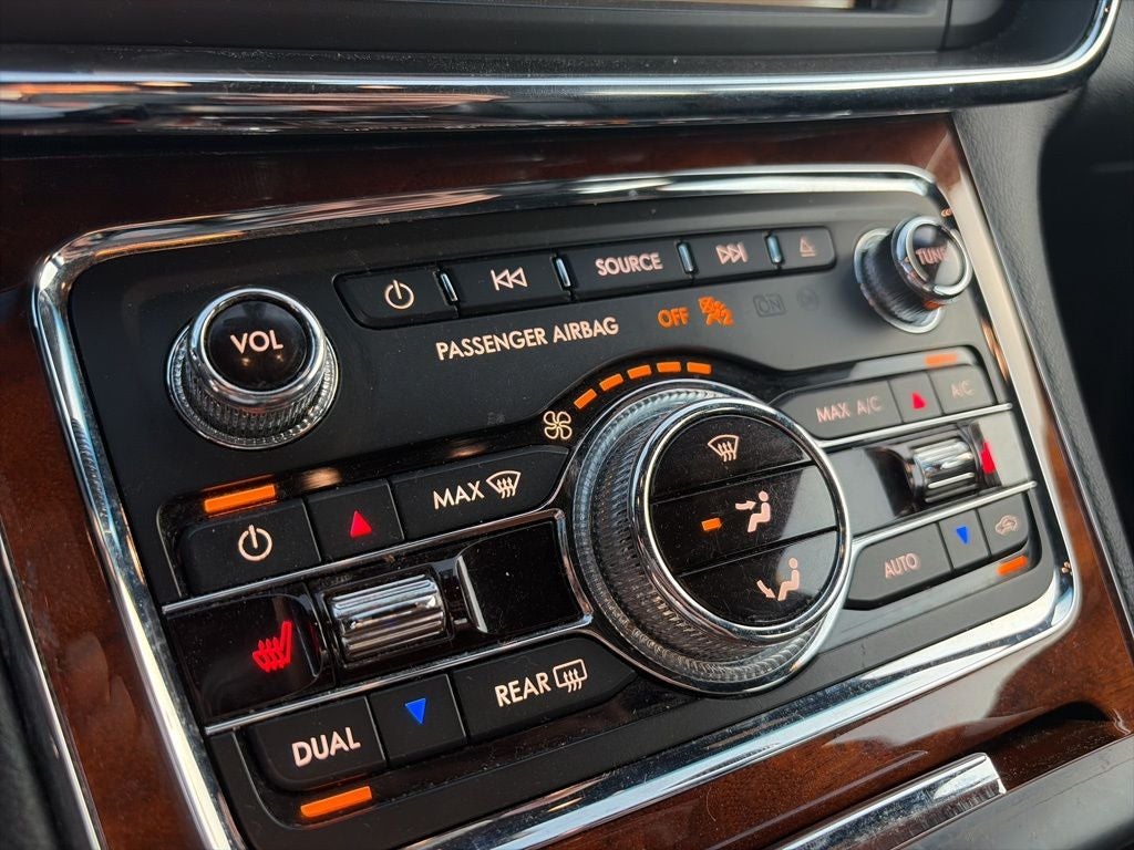 2018 Lincoln Continental Select