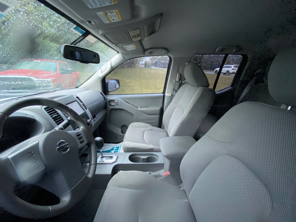 2021 Nissan Frontier SV