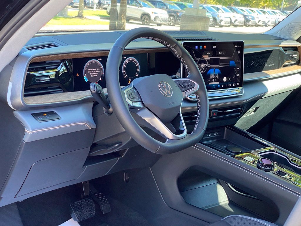 2027 Volkswagen Atlas SE