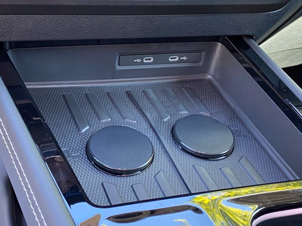 2027 Volkswagen Atlas SE