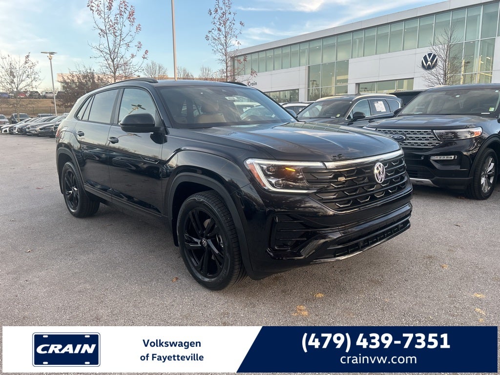 2026 Volkswagen Atlas Cross Sport 2.0T SEL R-Line Black