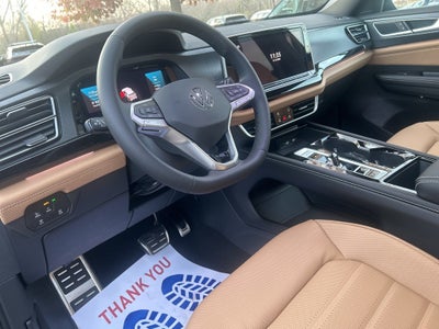 2026 Volkswagen Atlas Cross Sport 2.0T SEL R-Line Black