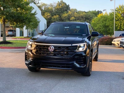 2026 Volkswagen Atlas Cross Sport SEL R-Line Black