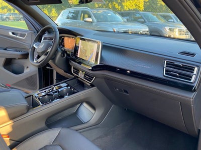 2026 Volkswagen Atlas Cross Sport SEL R-Line Black