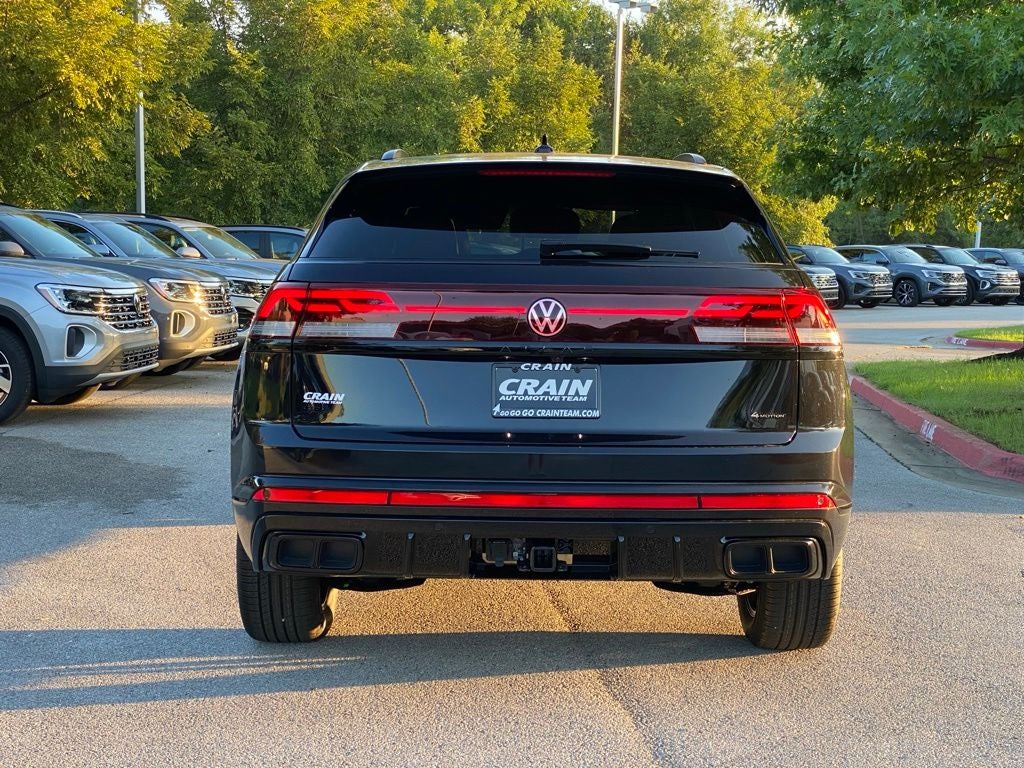 2026 Volkswagen Atlas Cross Sport SEL R-Line Black