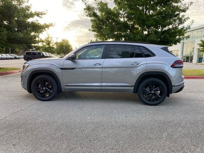 2026 Volkswagen Atlas Cross Sport 2.0T SEL R-Line Black