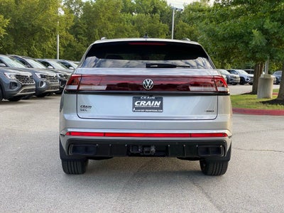 2026 Volkswagen Atlas Cross Sport 2.0T SEL R-Line Black