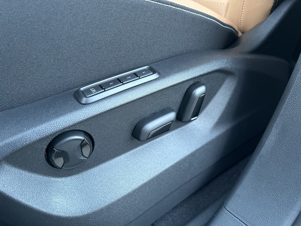 2026 Volkswagen Atlas Cross Sport 2.0T SEL