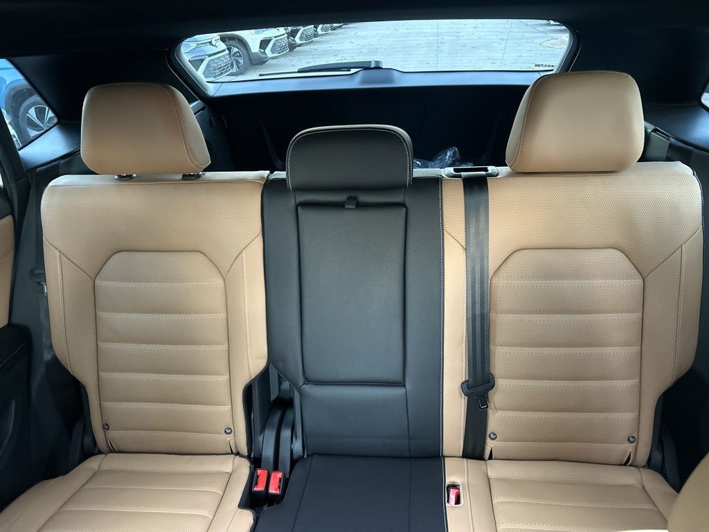 2026 Volkswagen Atlas Cross Sport 2.0T SEL