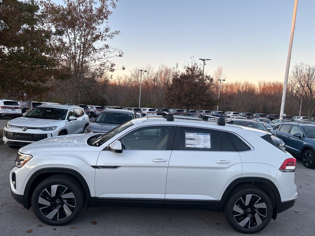 2026 Volkswagen Atlas Cross Sport 2.0T SEL