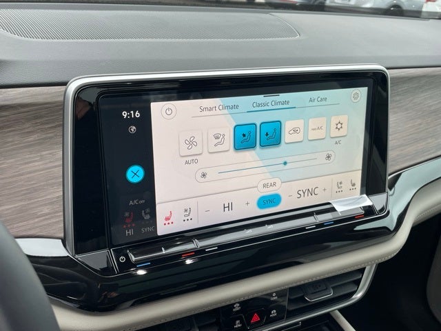 2025 Volkswagen Atlas 2.0T SEL